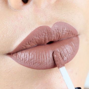 Batom Líquido Matte HD Virtuosa Suave Fragrance 5413 1